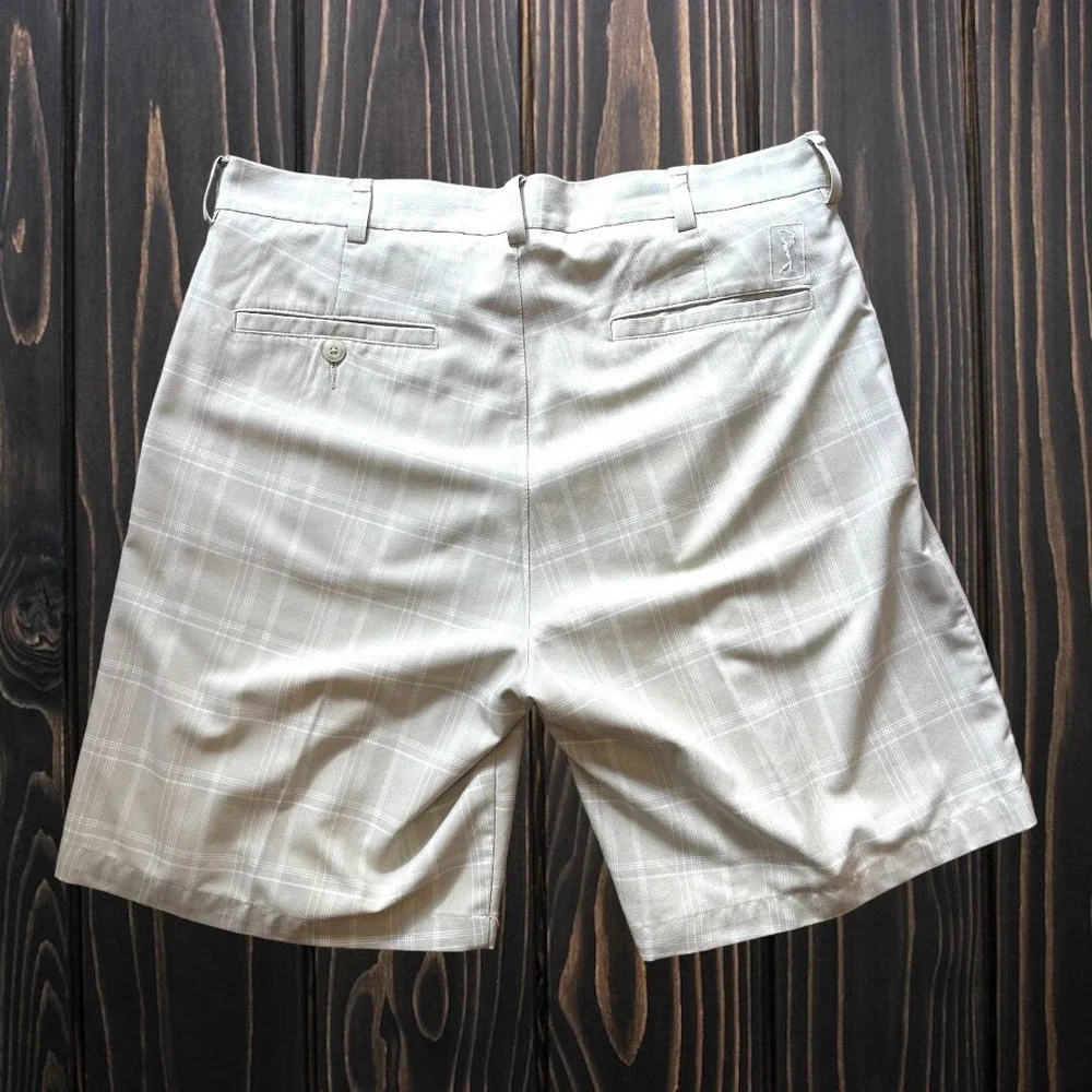 PGA TOUR GOLF SHORTS Plaid White/Beige Sz 32 100% Polyester - Picture 3 of 6